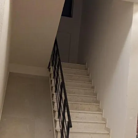 Apartament Frederik Qerret