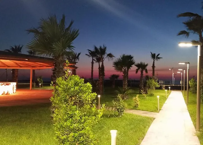 Frederik Qerret Golem (Tirana)