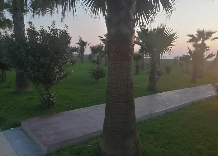 Frederik Qerret Apartamento Golem (Tirana)